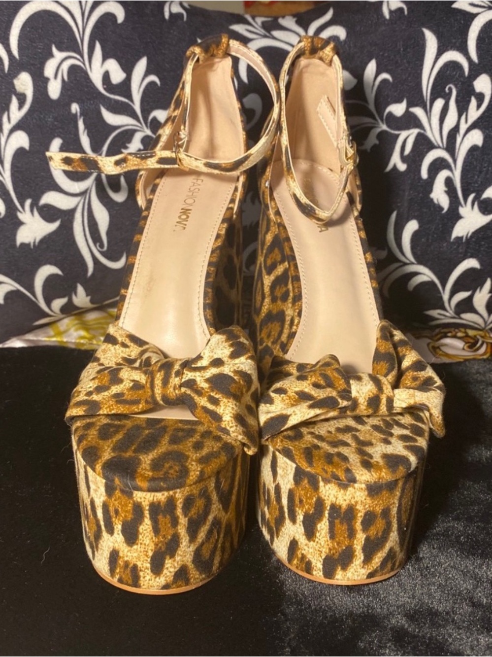 Fashion Nova Leopard Platform Heels in Gold and Black